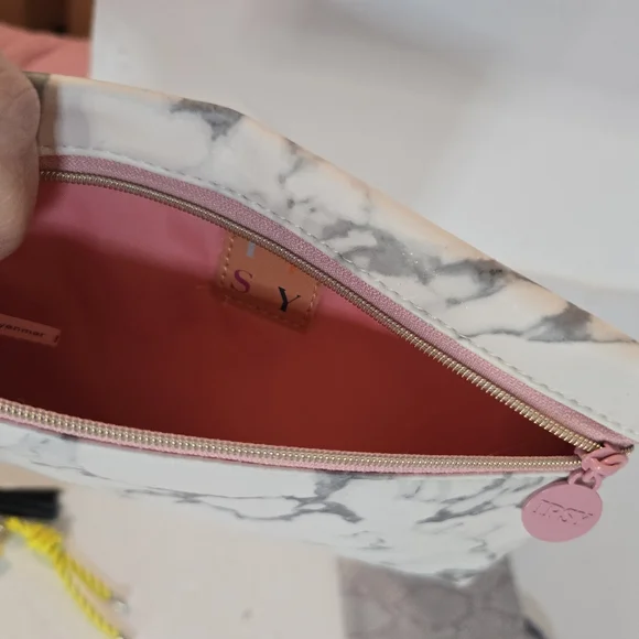 Ipsy makeup/coin purses - Picture 8 of 10